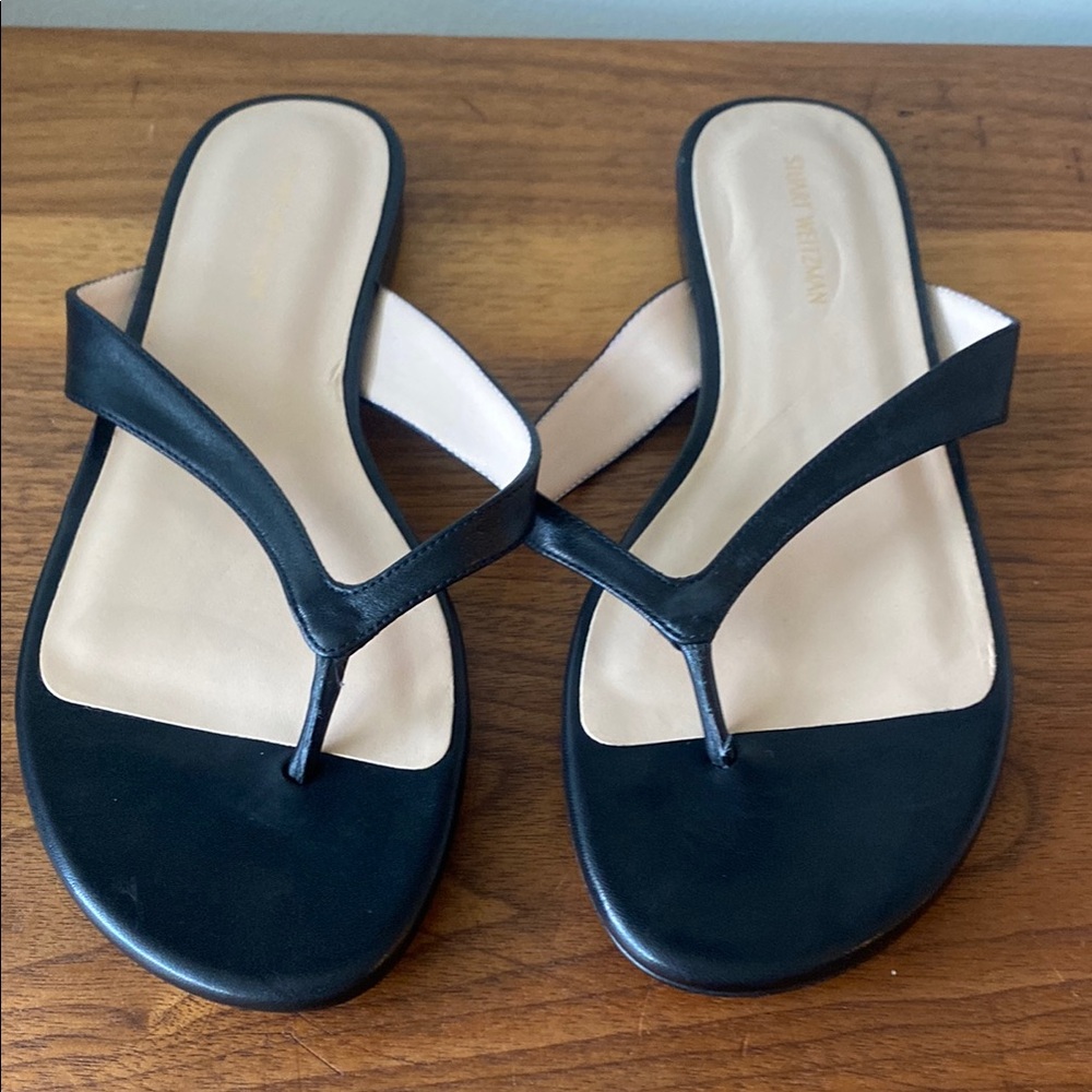 Stuart Weitzman Black Leather Flipflop Sandals